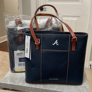 NWT! Dooney & Bourke, Atlanta Braves Lexington, Navy & Brown Leather, 10x11x3